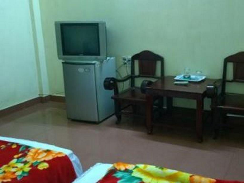 Hong Phat Hostel Хюэ Экстерьер фото